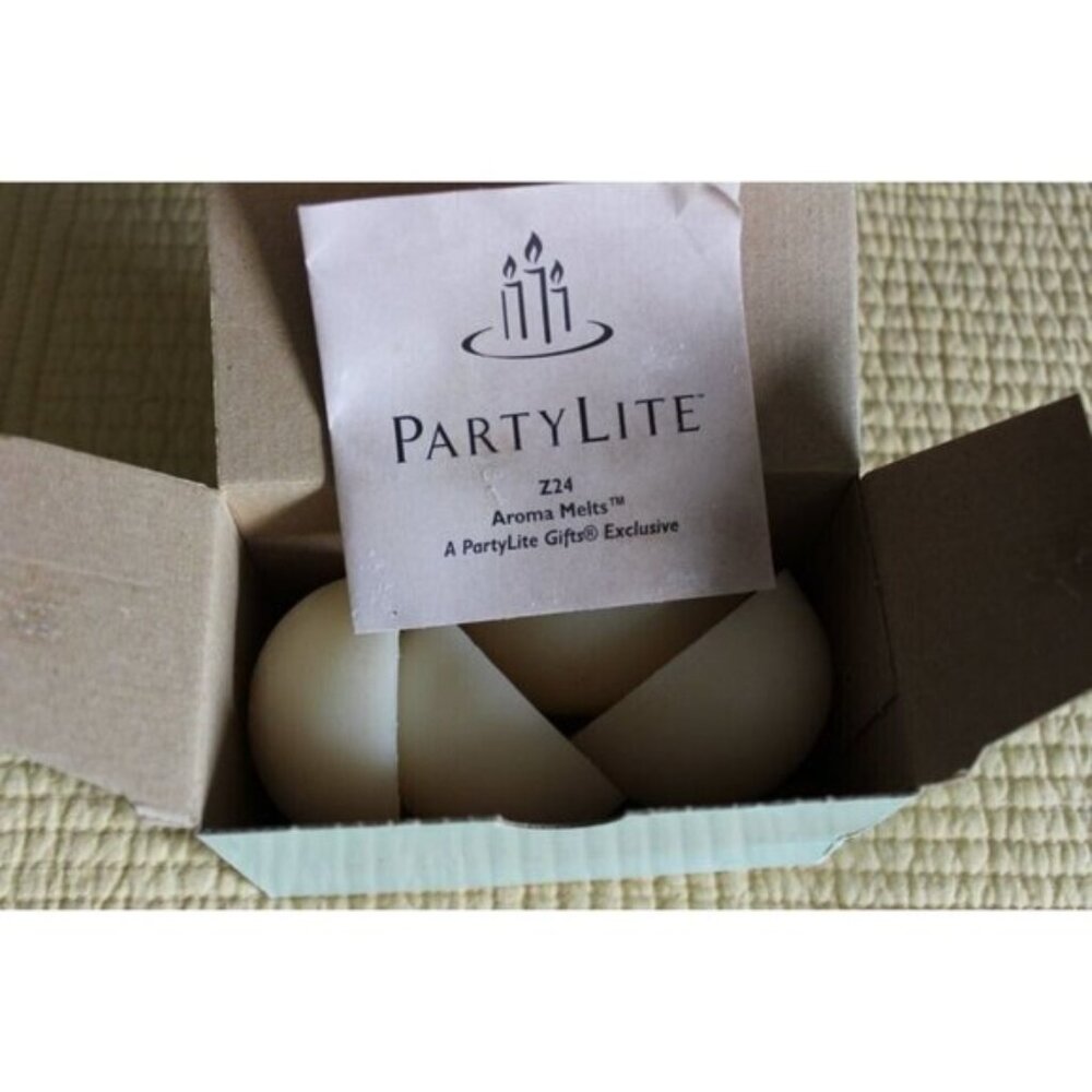 4 Pieces PartyLite Vanilla Aroma Melts Z2411 Fragrance Warmer New Retired